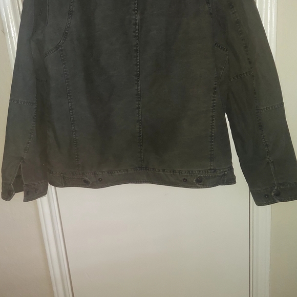 Levi's Military Style Olive Jacket Chesy24 Length 28 - Picture 8 of 10